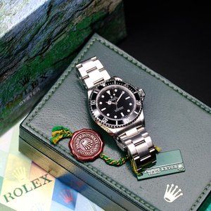 MEN'S ROLEX SUBMARINER NO DATE BLACK DIAL 14060M D SERIAL ORIGINAL BOX & PAPERS